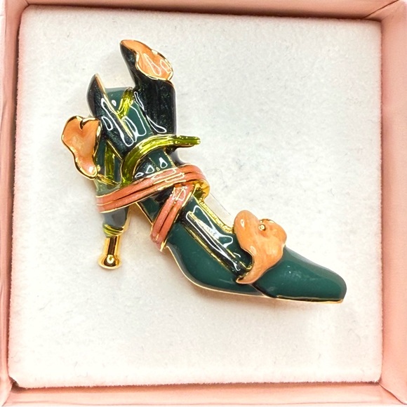 Kenneth Jay Lane Jewelry - #050 Kenneth Jay Lane Green and Orange Heels Brooch